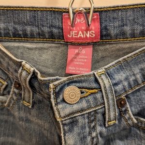Limited jeans